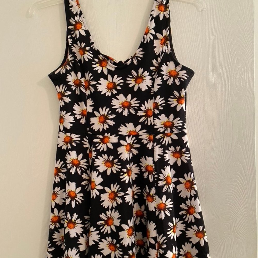 Black daisy summer dress